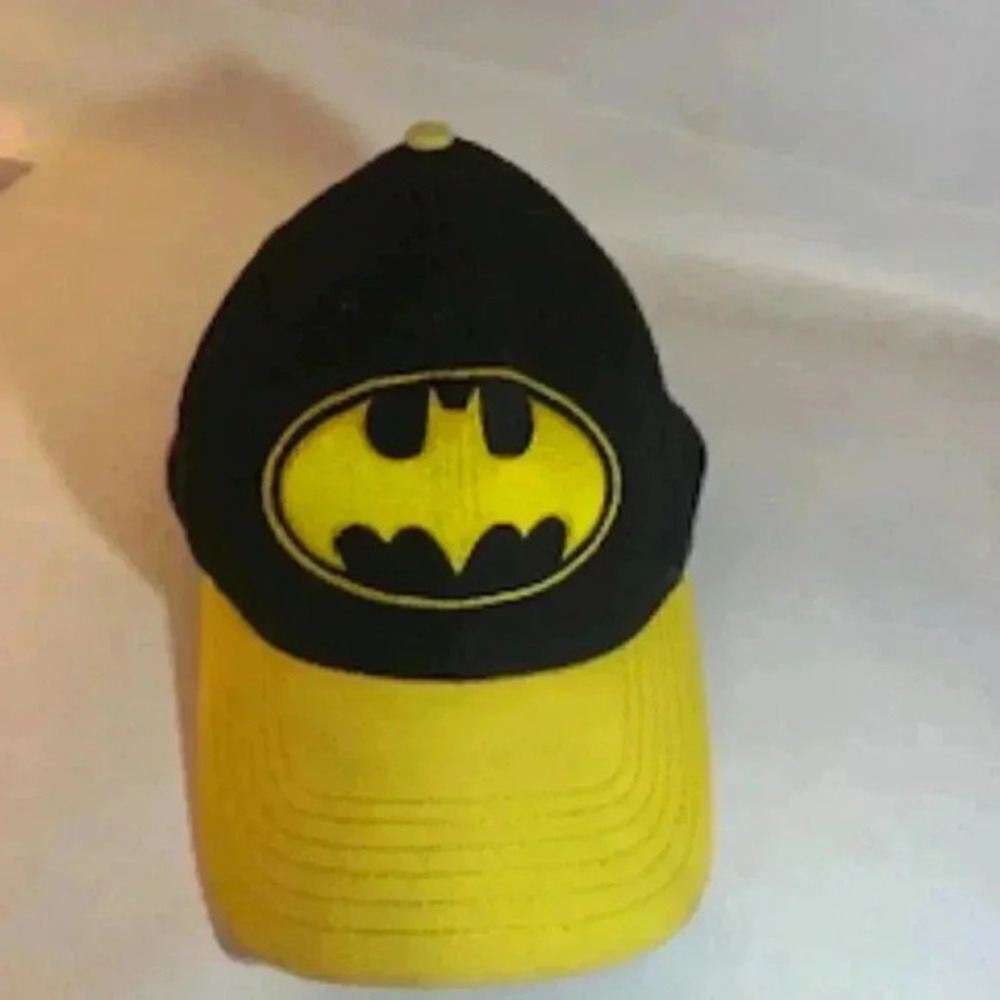 DC Comics Batman Logo Hat Black And Yellow Cap Adjustable Snap‎ Back
